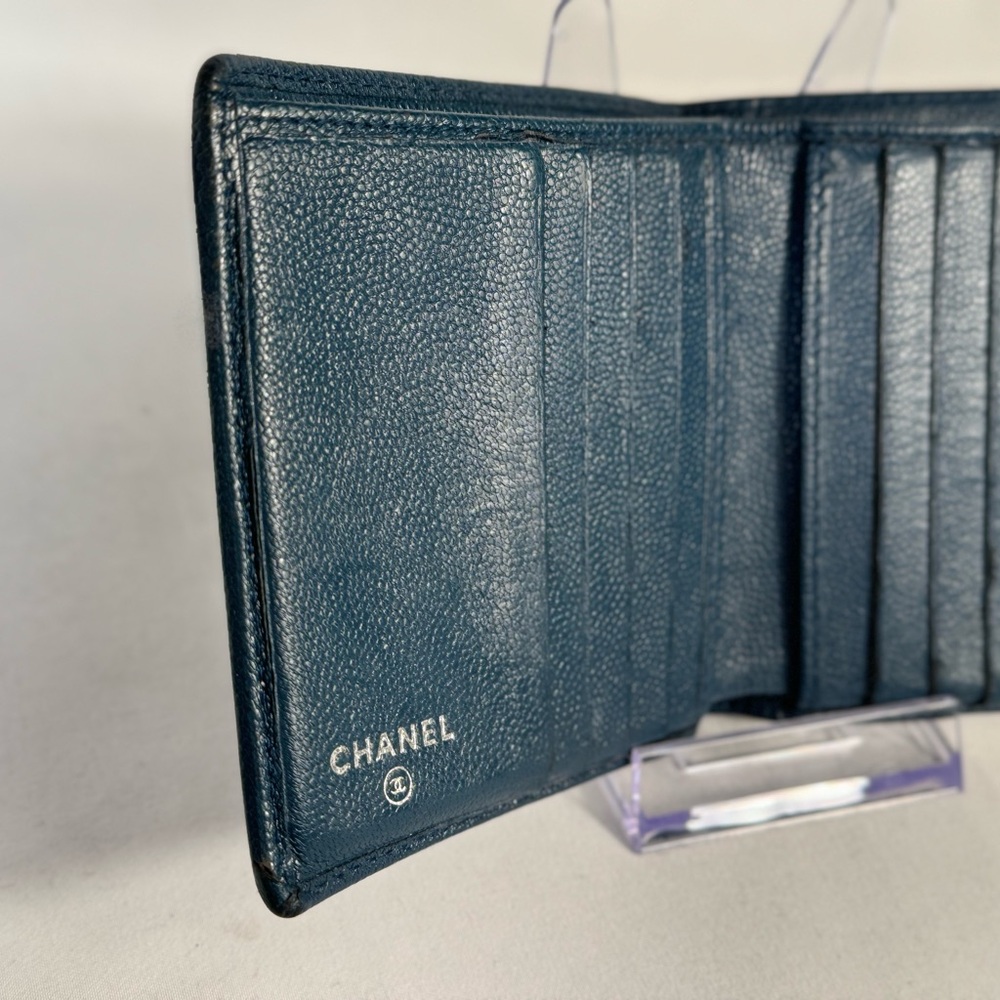 Chanel Caviar Bifold Wallet blue EUC with box - Picture 8 of 12